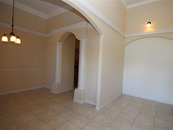 5th image of 2120 Eagleview Ct
