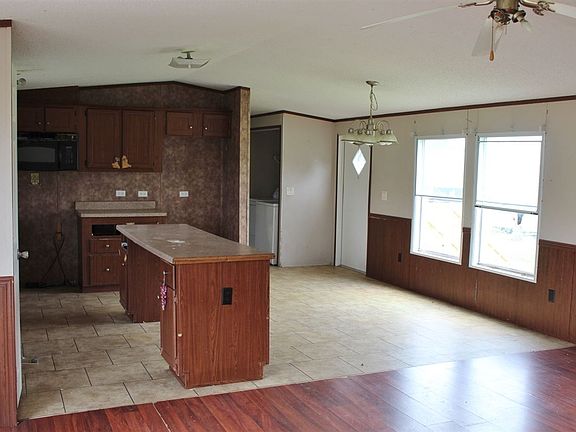 3rd image of 330 American Blvd