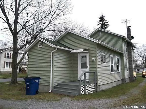 2nd image of 144 Saltonstall St