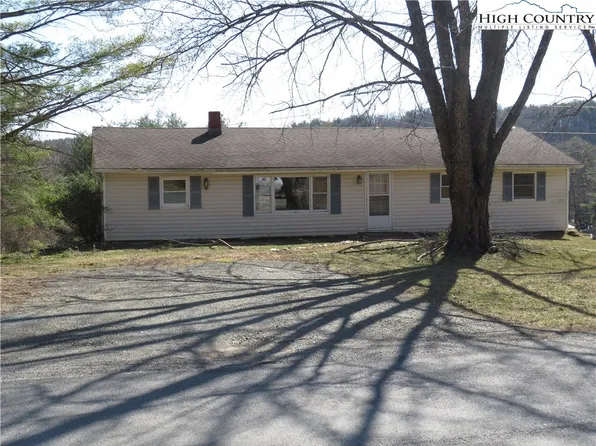 891 Pull Tail Road, Glade Valley, NC 28627