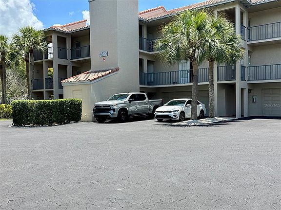 2nd image of 4510 EL CONQUISTADOR PARKWAY #204