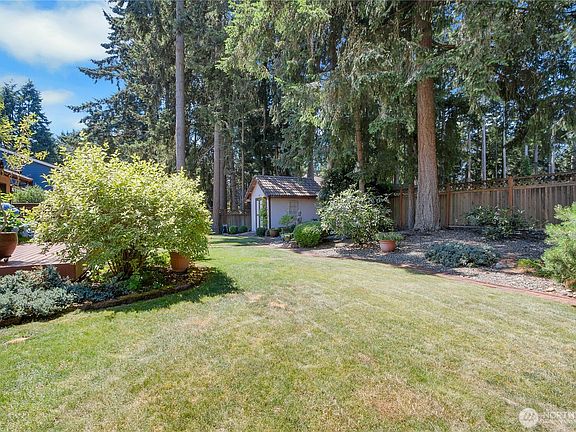 3rd image of 16208 90th Avenue Ct E