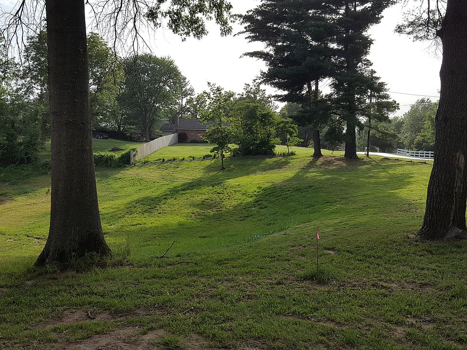 1st image of 255X Bluffwood Dr