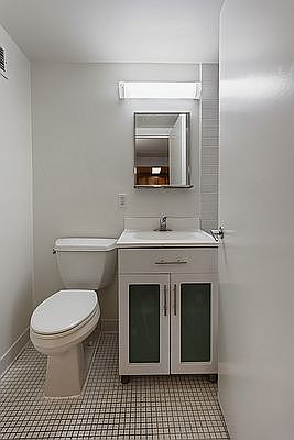 5th image of 63 Schermerhorn St APT 2F