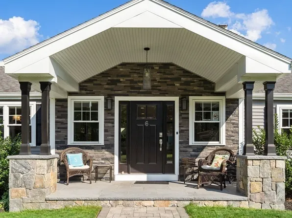6 Dix Rd, Woburn, MA 01801