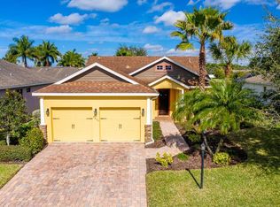 3415 72nd Dr E, Sarasota, FL 34243