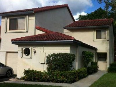 3345 Inverrary Blvd W, Lauderhill, FL, 33319