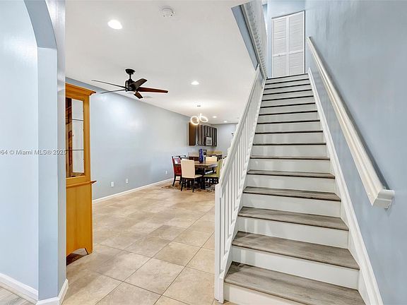 5th image of 6006 Woodlands Blvd