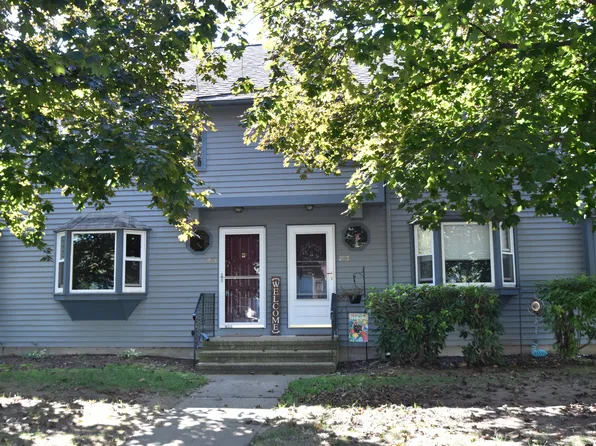 1 Abbott Road #204, Ellington, CT 06029