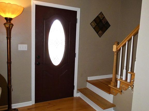 3rd image of 440 Blakley Dr