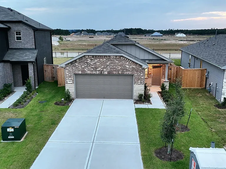 15932 Blass Valley Dr — Photo 1