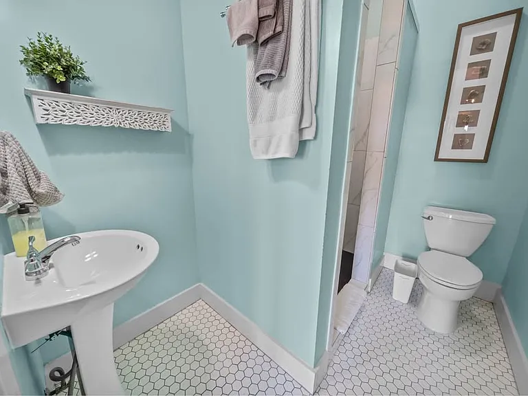 511 S Fannin Ave — Photo 23