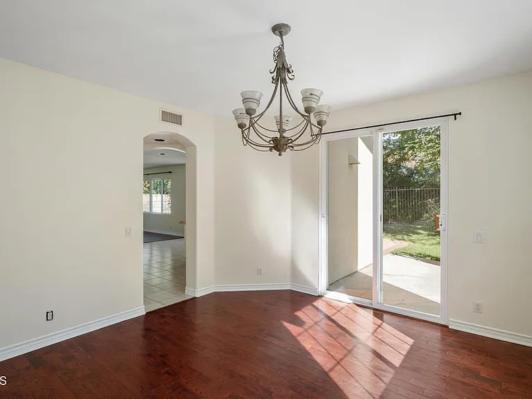 721 Owen Ct — Photo 6
