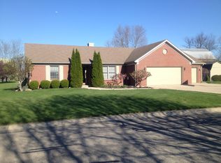 8801 W Teal Dr, Yorktown, IN 47396