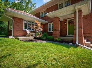 154 W Court Manor Pl, Decatur, IL 62522