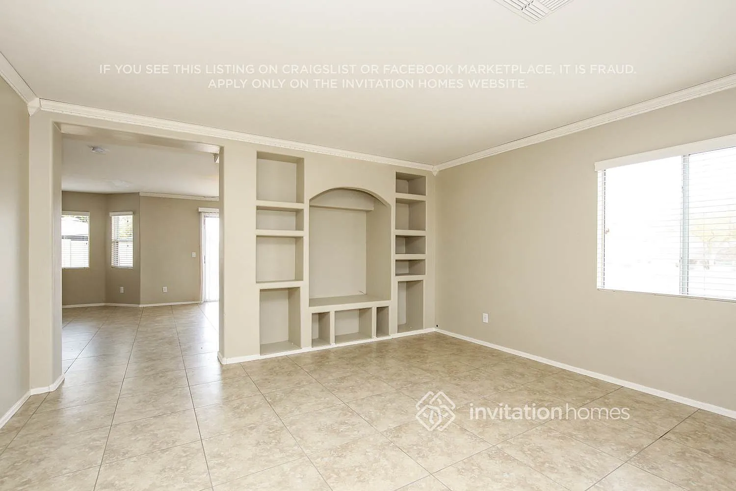 6206 W Wood St Phoenix, AZ 85043 — Photo 3