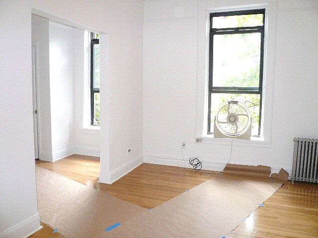 1st image of 135 Carroll St APT 2