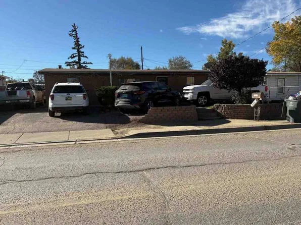 1303 W Aztec Ave, Gallup, NM 87301