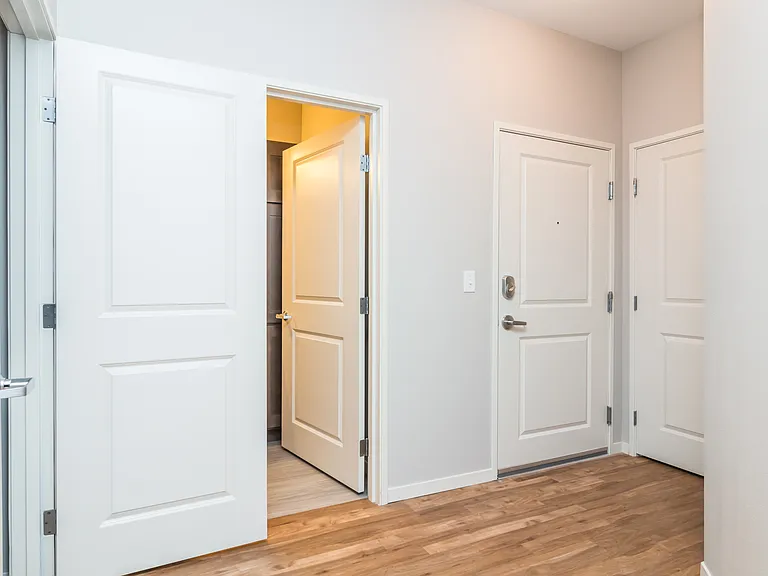 2 bd, 2 bt
D Unit - Corner 2 bd, 2 bt
D Unit - Corner