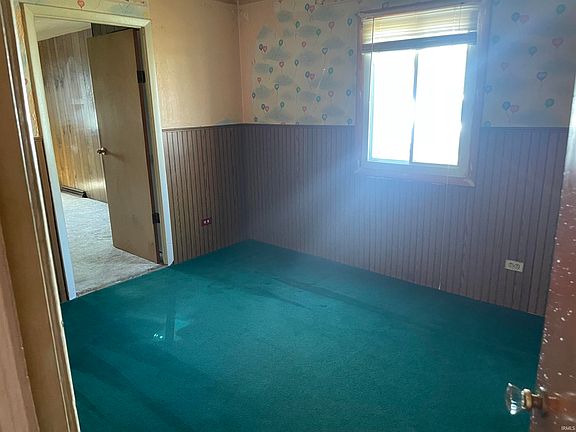 5th image of 607 Berkley Dr