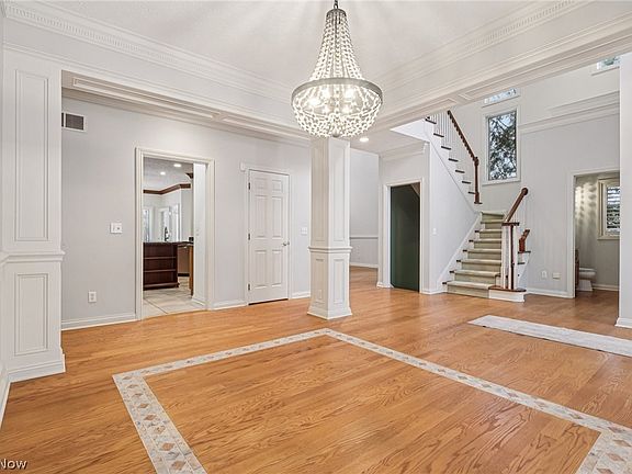 2nd image of 31014 Walden Dr #3
