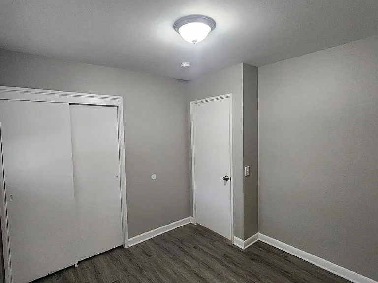 45 Mandalay Dr — Photo 4