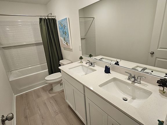 7th image of this home