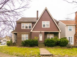 4001 Delmore Rd, Cleveland Heights, OH 44121