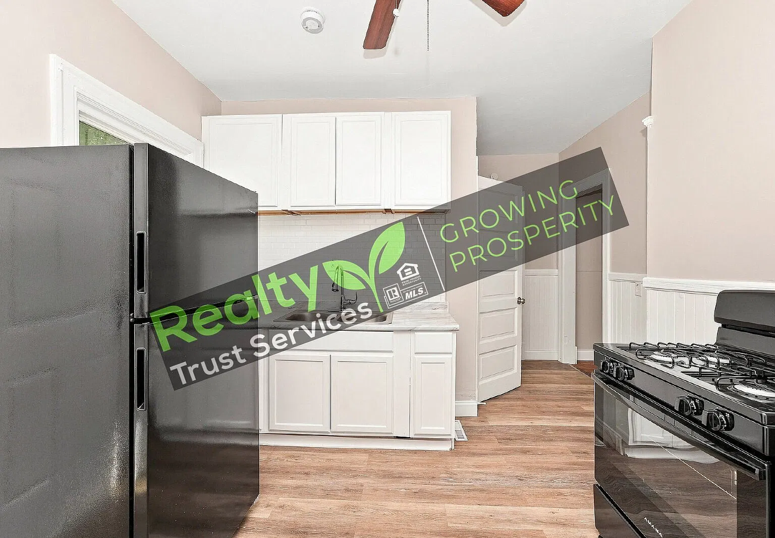 1334 W 89th St. #2 Cleveland, OH 44102 — Photo 3