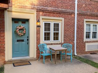 6656A Hillandale Rd #A, Chevy Chase, MD 20815