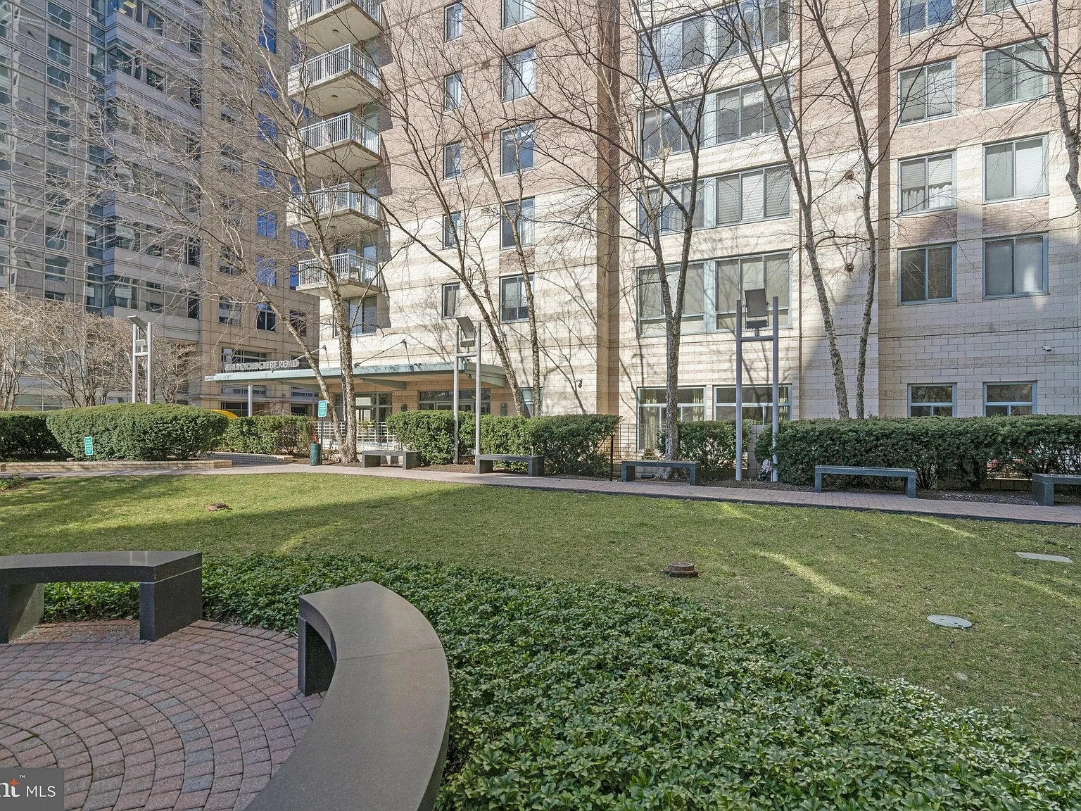 Studio, 1.0 bath, 524 sqft, $1,895 — Photo 1