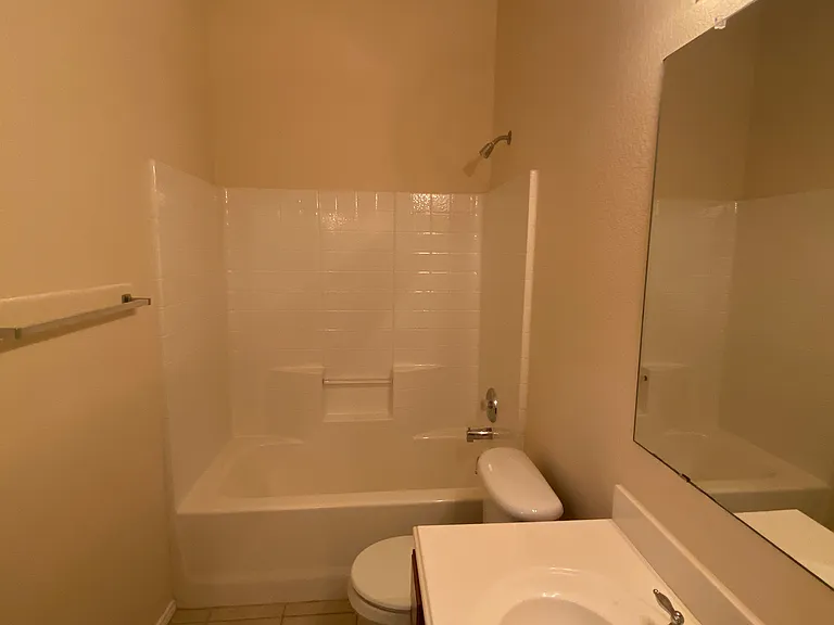 112 Cherrytree Trl — Photo 11