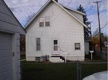 1st image of 2135 California St NE