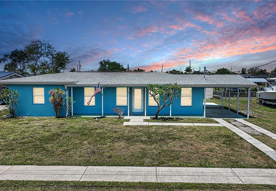 1st image of 521 Sharon Cir