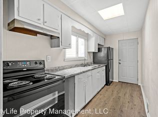 313 Gardner St, Mc Kees Rocks, PA 15136