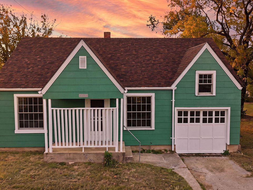 1st image of 2303 N Farmer Avenue