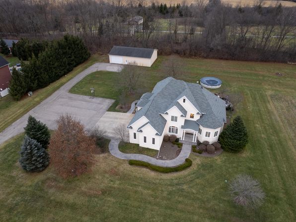 8525 Cherry Hill Rd, Ypsilanti, MI 48198