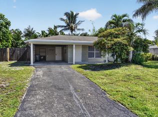 101 Beverly Rd E, Jupiter, FL 33469