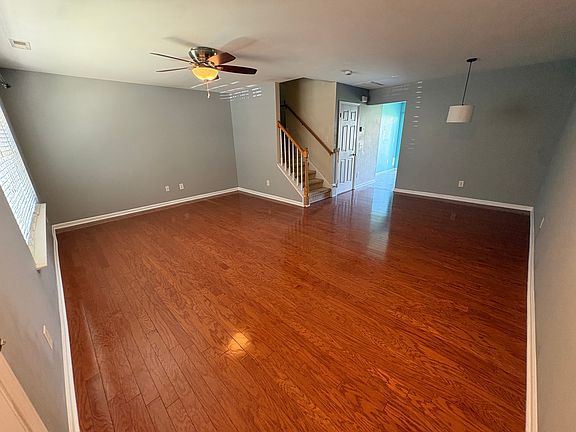 3rd image of 8005 River Gold Ln