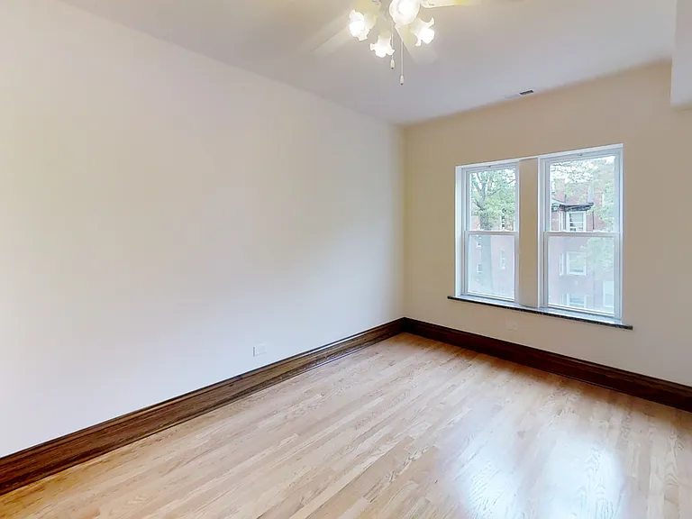 4907 N Whipple St #1W — Photo 5