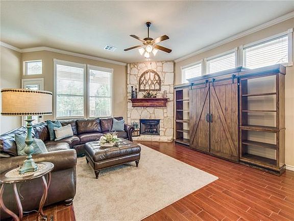 5th image of 5809 Tawakoni Dr