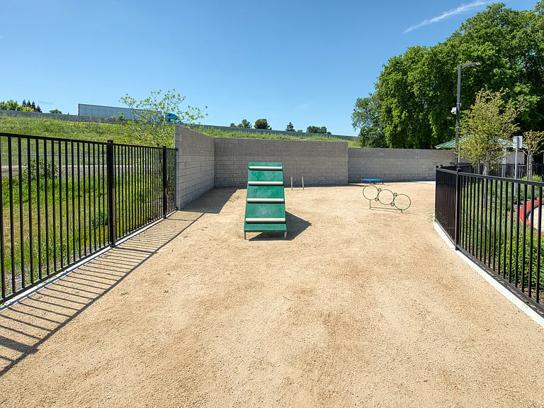 Solasta Luxury Apartments — Photo 32