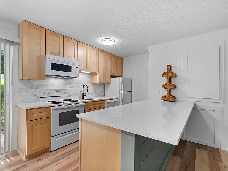 230 13th Avenue Pl NW #19 — Photo 16