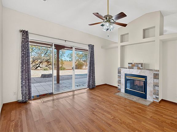 3rd image of 2881 Chessman Dr SE