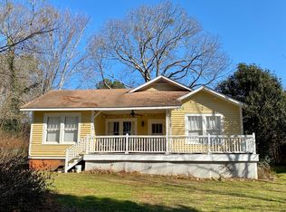 166 Crescent Ln, Athens, GA 30607