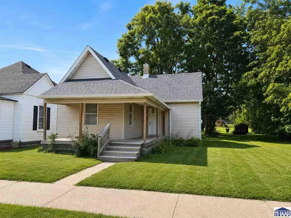 2110 Beech St, Terre Haute, IN 47804