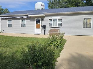 643 Belmont Dr, Romeoville, IL 60446