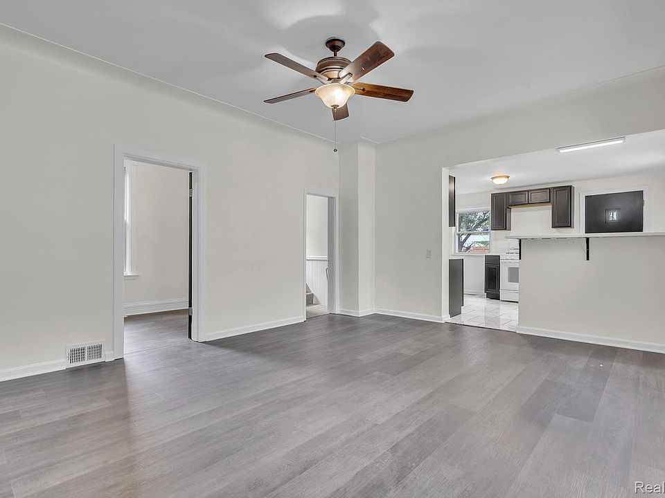 4450 Military St, photo 15