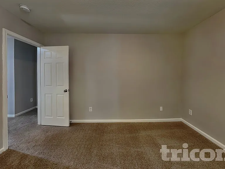 4436 Christenbury Hills Ln — Photo 11