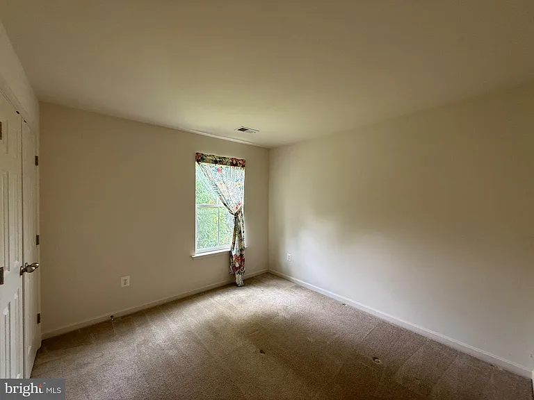 10215 Daventry Dr — Photo 21